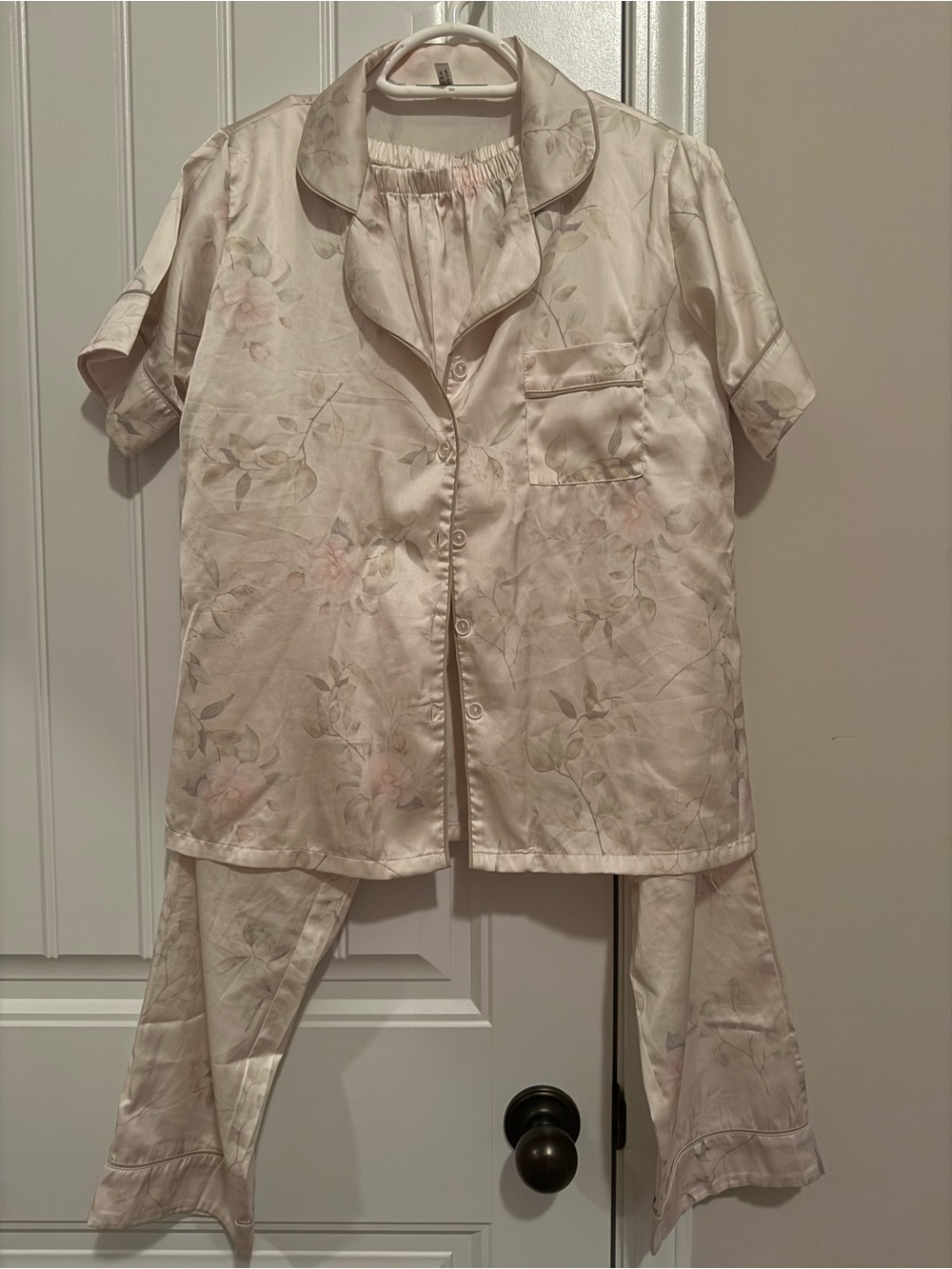 Women's Floral Satin Pajama Set